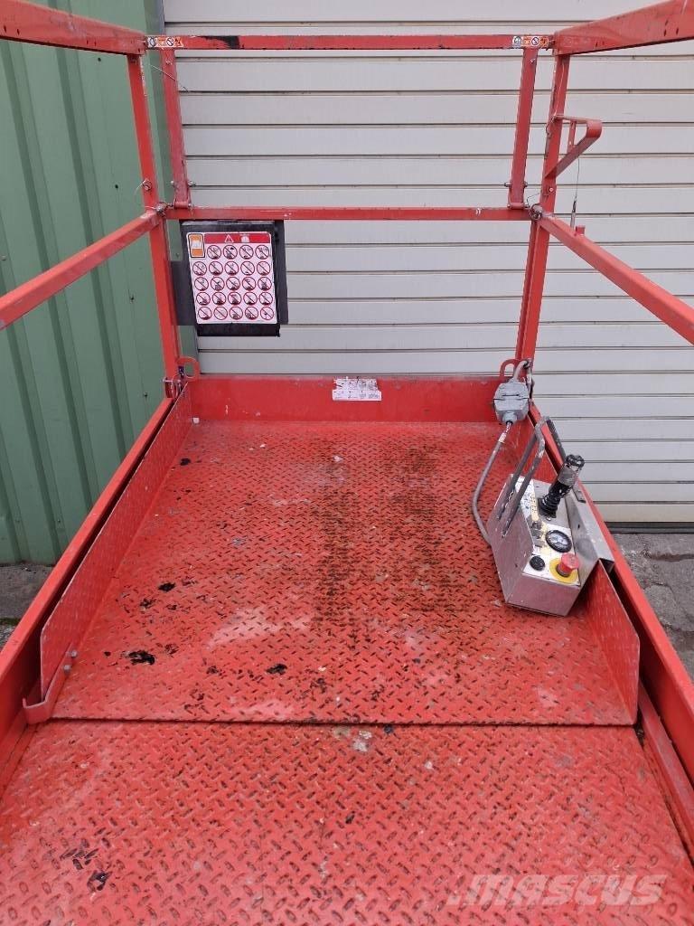 SkyJack SJ III 4632 Ollós emelők