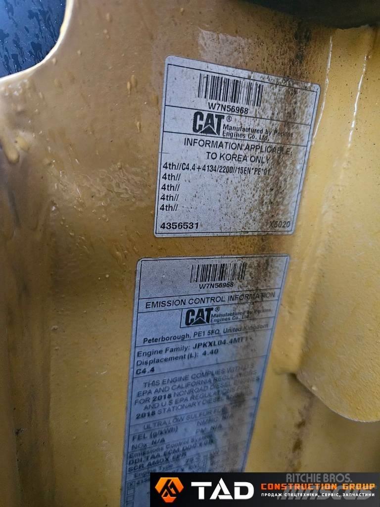 CAT CW 34 Pneumatikus kerekes hengerek