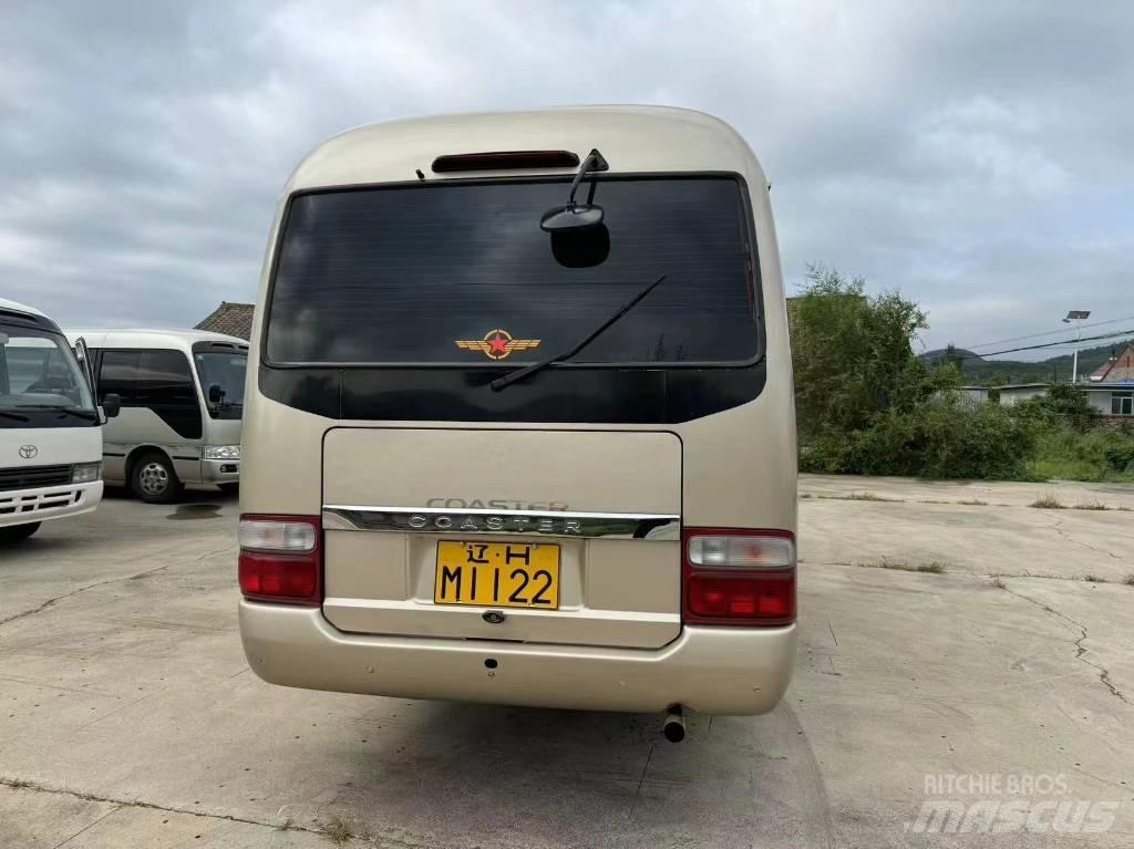 Toyota Coaster Bus Mini buszok