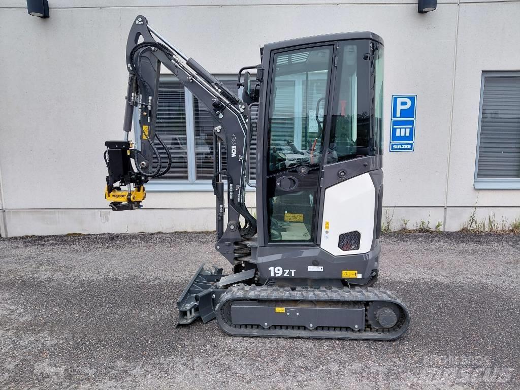 ECM 19ZT + Engcon EC02 Mini kotrók < 7t