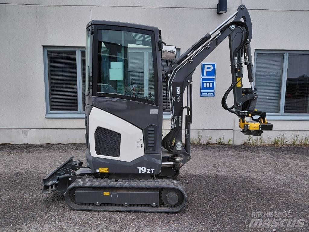ECM 19ZT + Engcon EC02 Mini kotrók < 7t