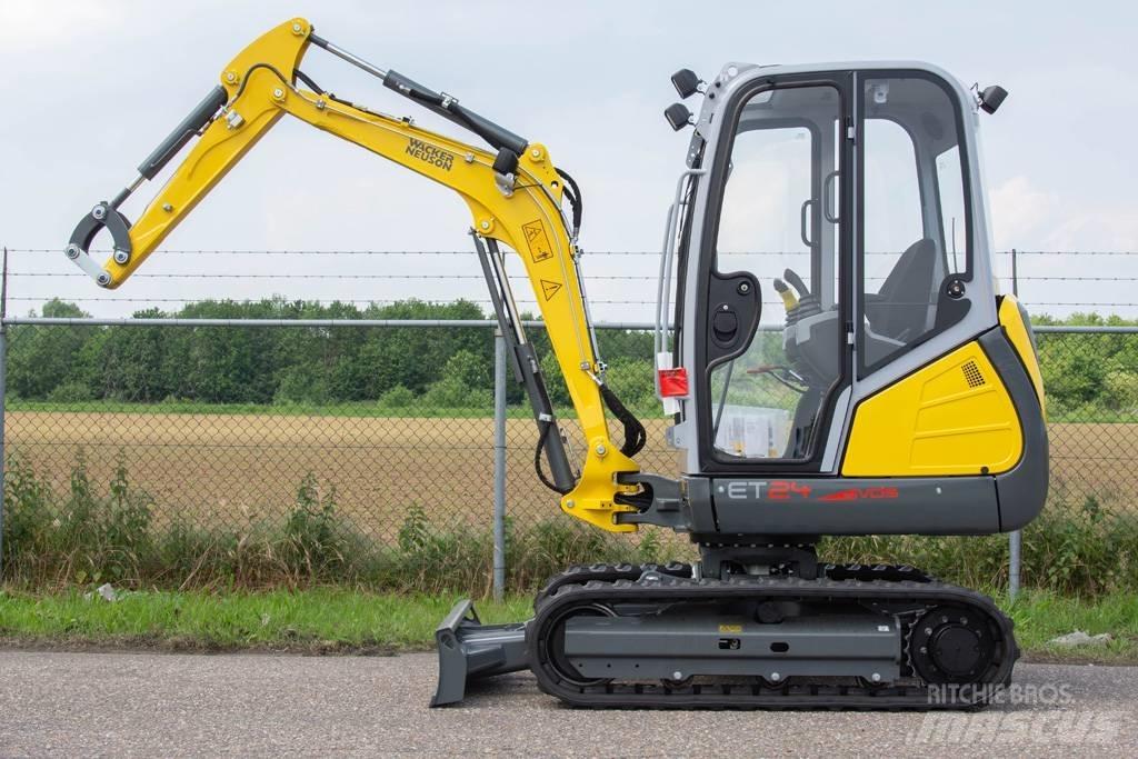 Wacker Neuson ET24 Mini kotrók < 7t
