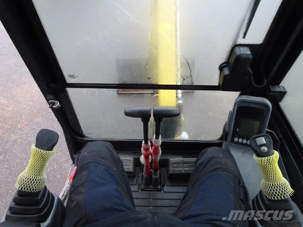 Yanmar SV16 Mini kotrók < 7t