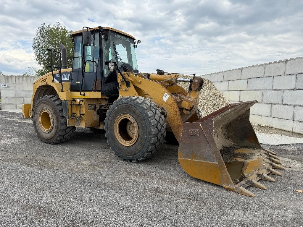 CAT 950 H Gumikerekes homlokrakodók