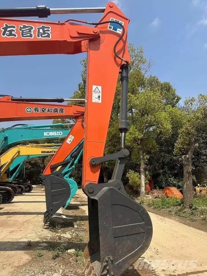 Hitachi EX 200-1 Lánctalpas kotrók