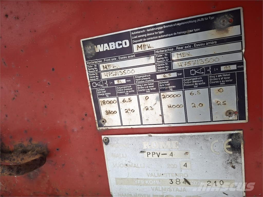 Kome Puuperävaunu Rönkszállító pótkocsik