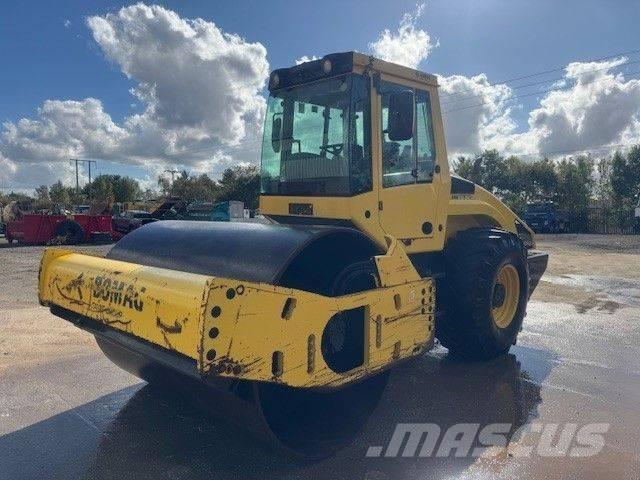 Bomag BW 213 D H-4 Egydobos hengerek