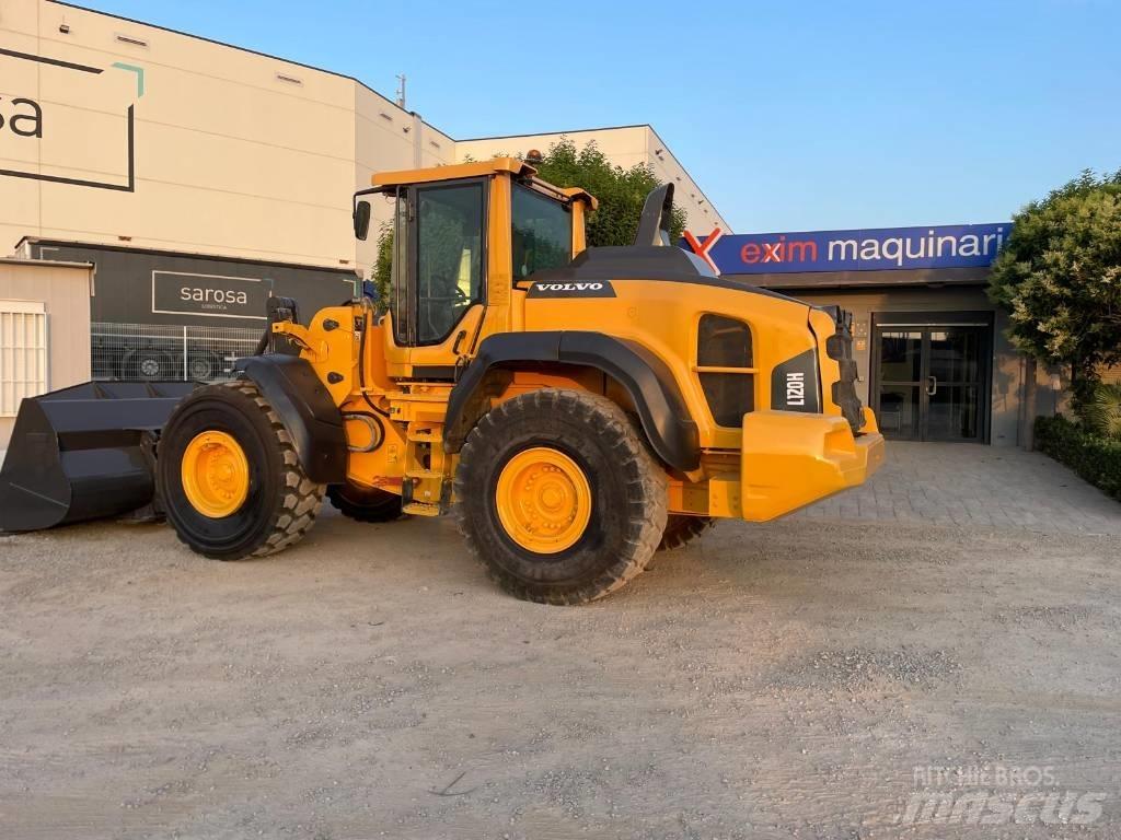 Volvo L120H Gumikerekes homlokrakodók