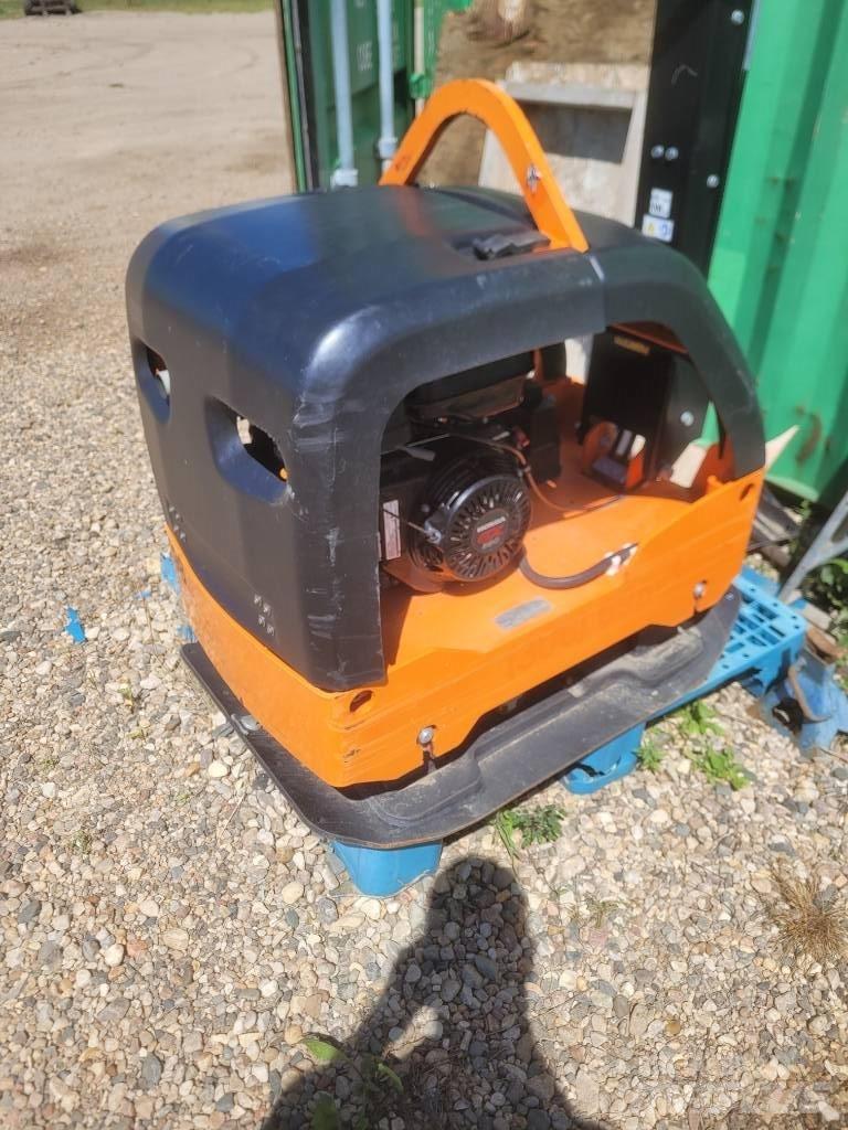 Atlas Copco RP400 Vontatott vibrátoros hengerek