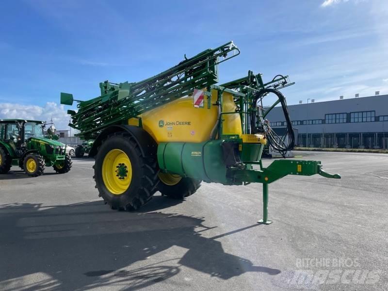John Deere R740i Vontatott trágyaszórók