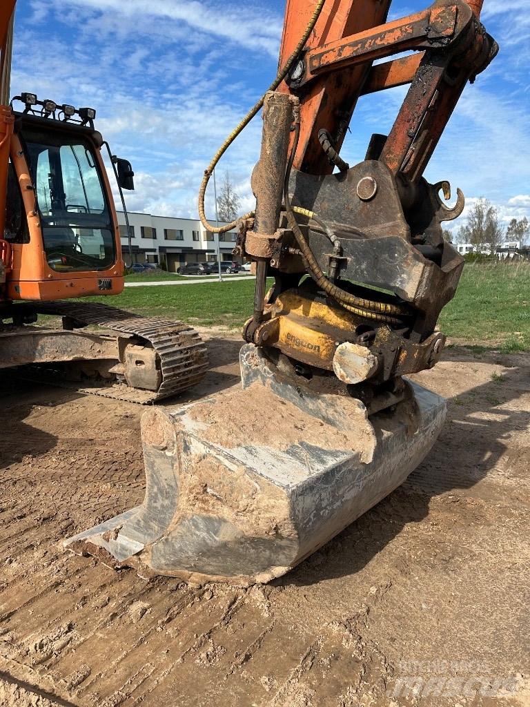 Doosan DX 255 LC Lánctalpas kotrók