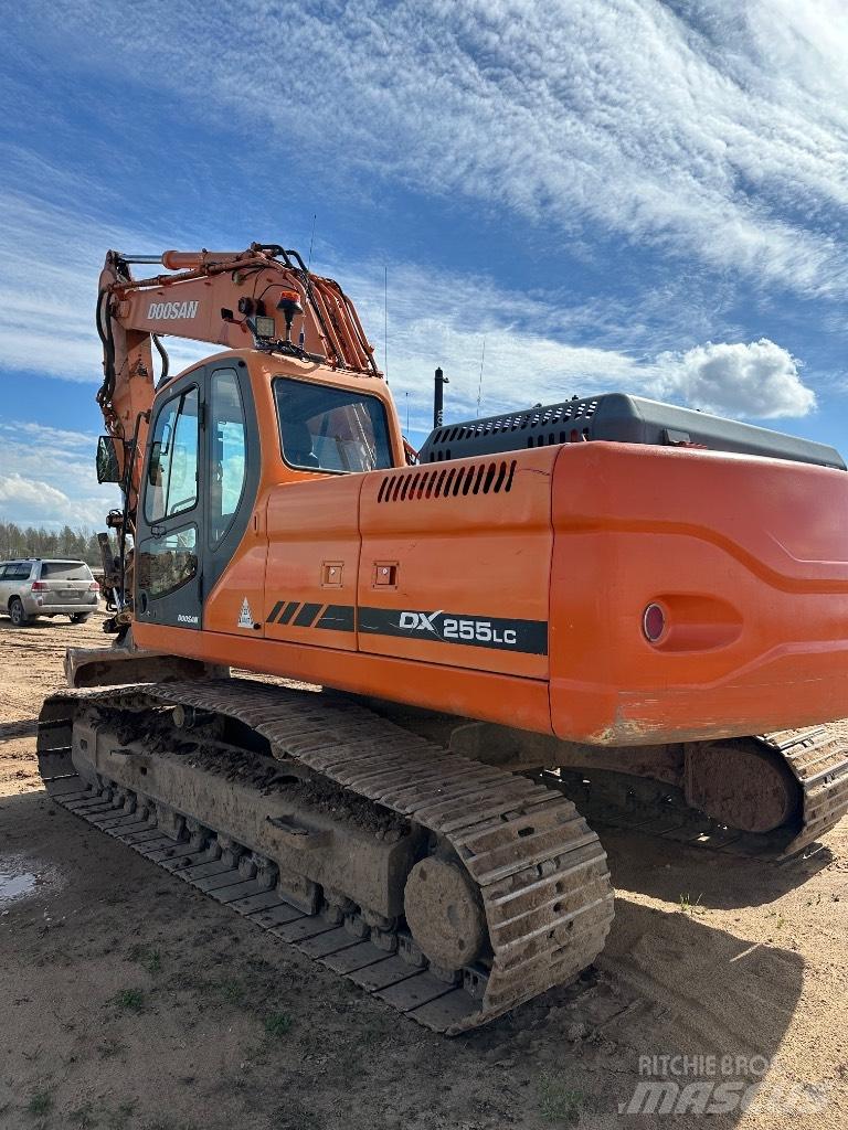 Doosan DX 255 LC Lánctalpas kotrók