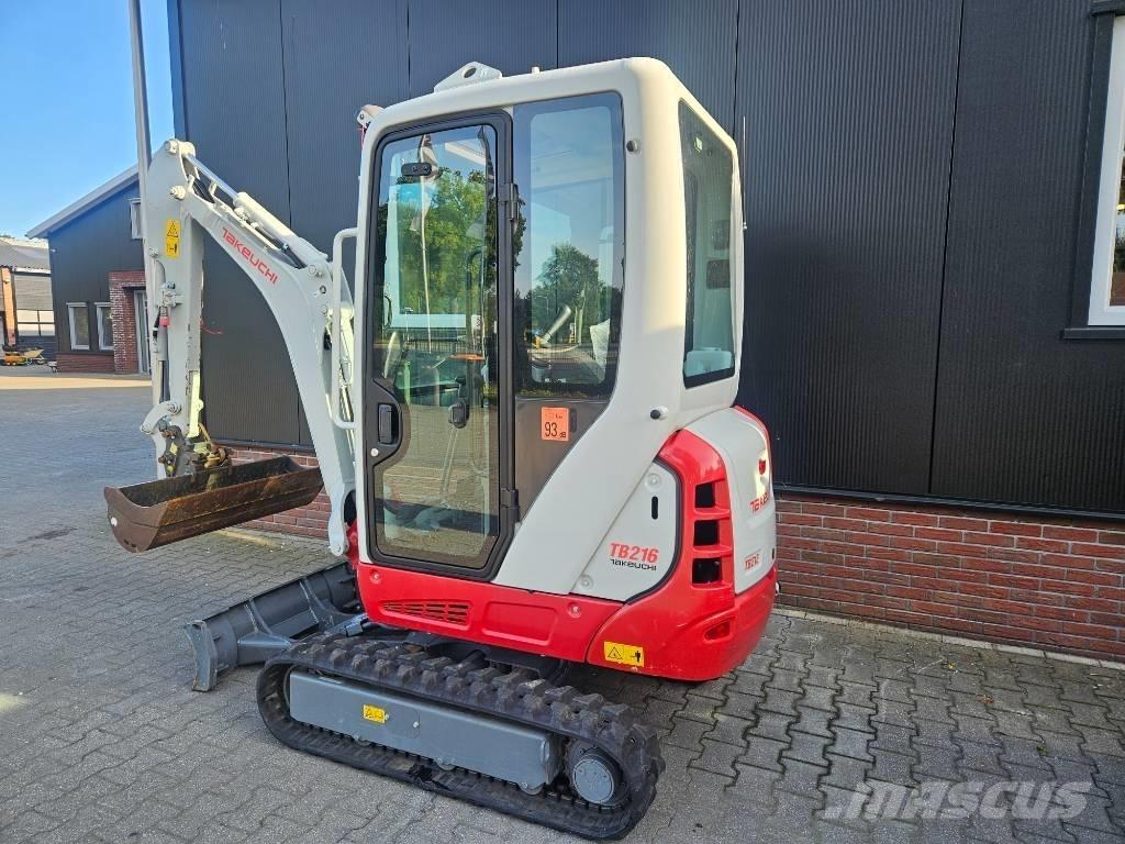 Takeuchi TB216 Mini kotrók < 7t