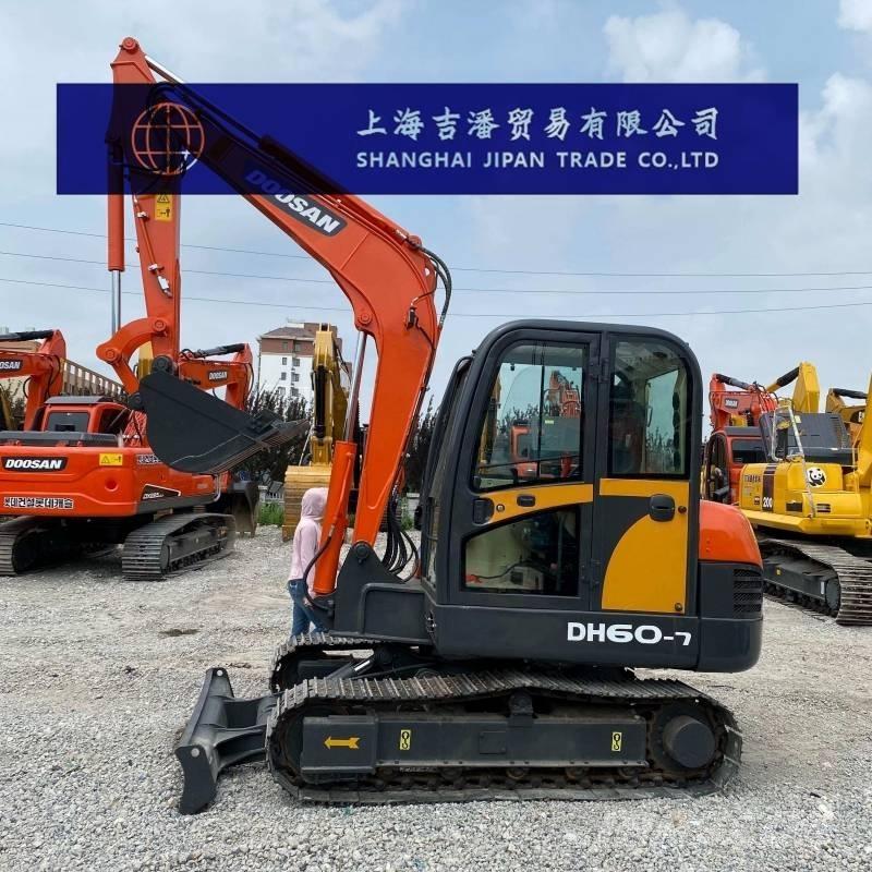 Doosan DH 60 Lánctalpas kotrók