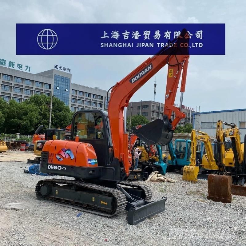 Doosan DH 60 Lánctalpas kotrók