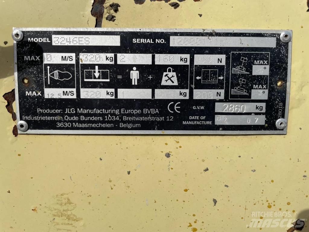 JLG 3246 ES Ollós emelők