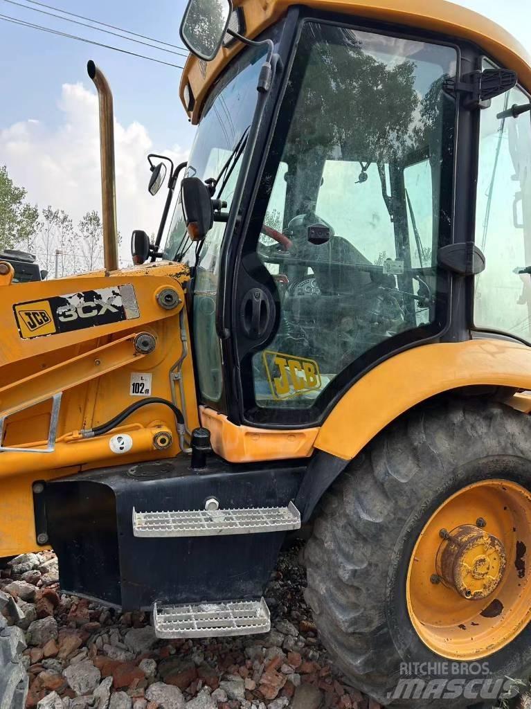 JCB 3 CX Kotrórakodók