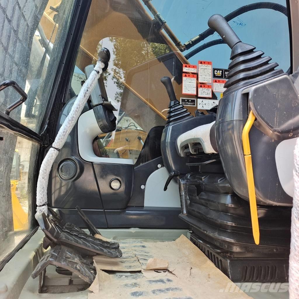 CAT 324 D Lánctalpas kotrók
