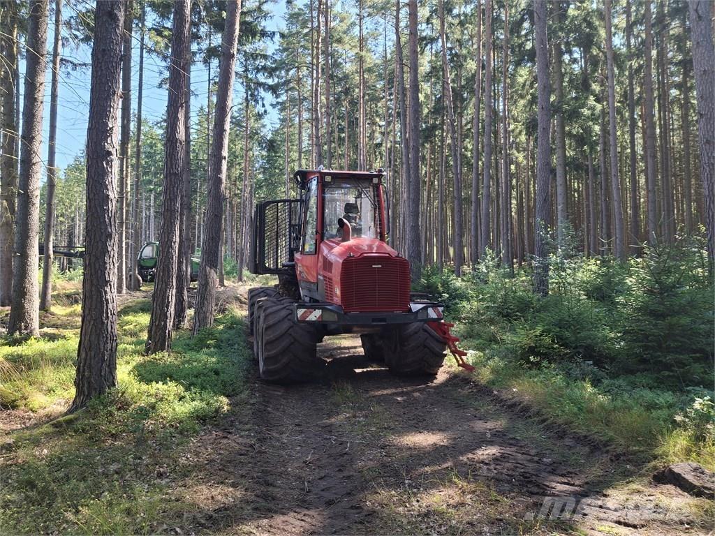 Komatsu 845 Kihordók