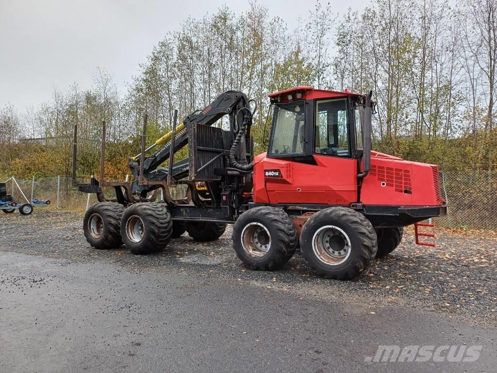 Komatsu 840 TX Kihordók