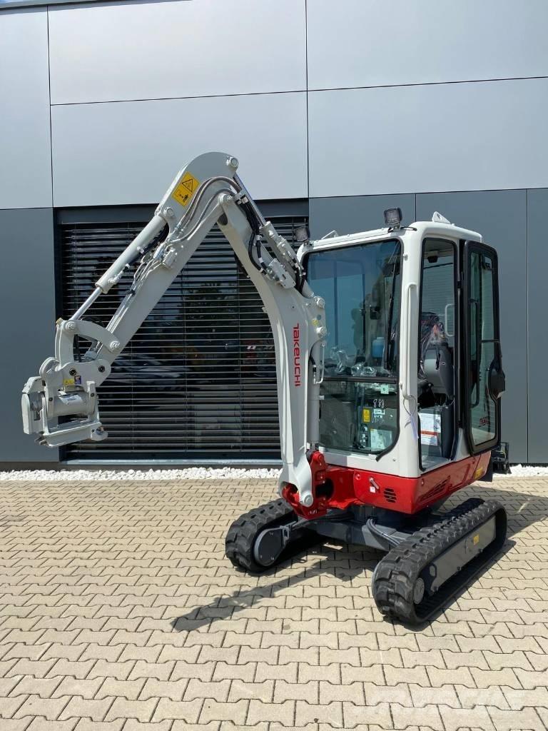 Takeuchi TB 320 Mini kotrók < 7t