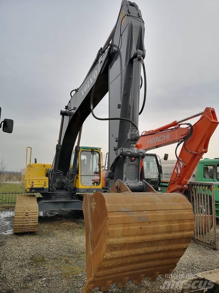 Volvo EC 290 B LC Lánctalpas kotrók