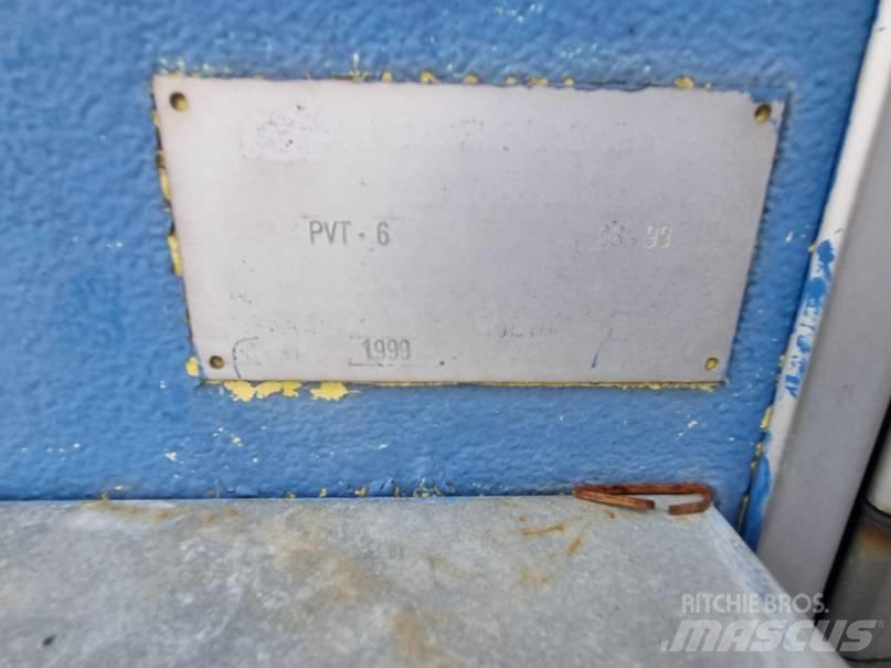  Lyckselevagnen PVT-6 Építőipari barakkok