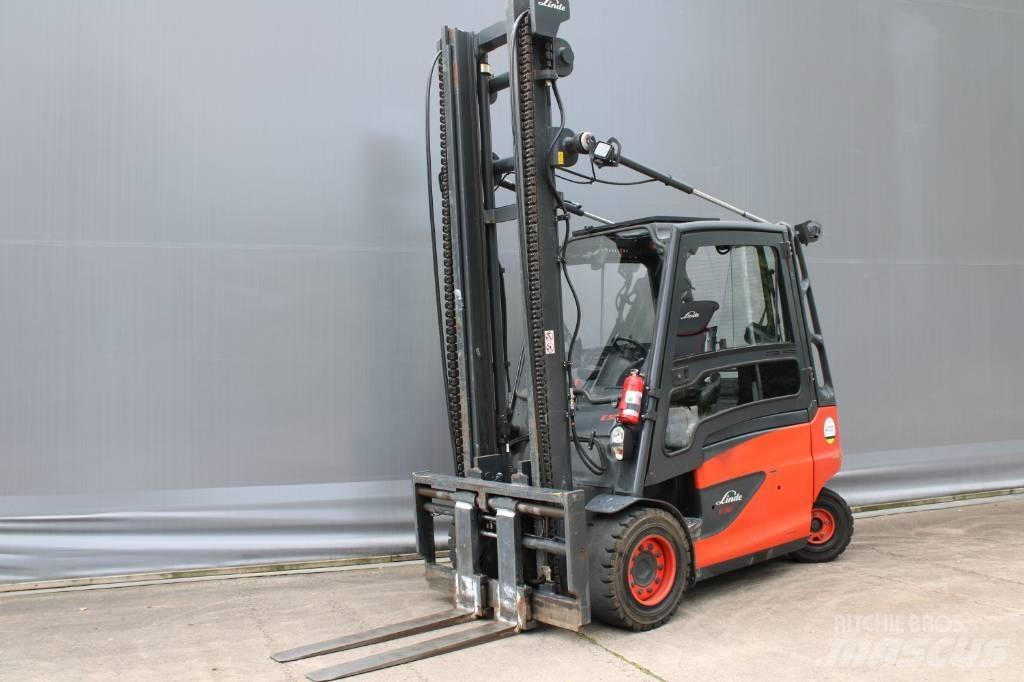 Linde E50HL-01 Elektromos targoncák