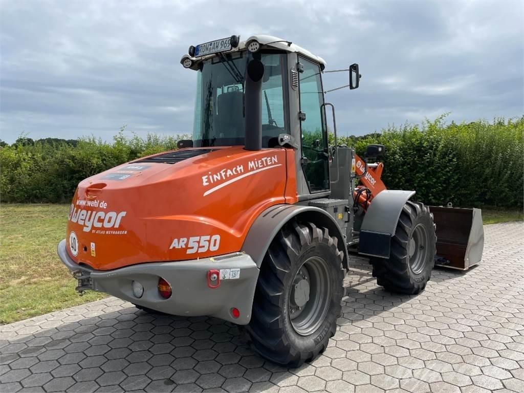Atlas AR550SL Gumikerekes homlokrakodók