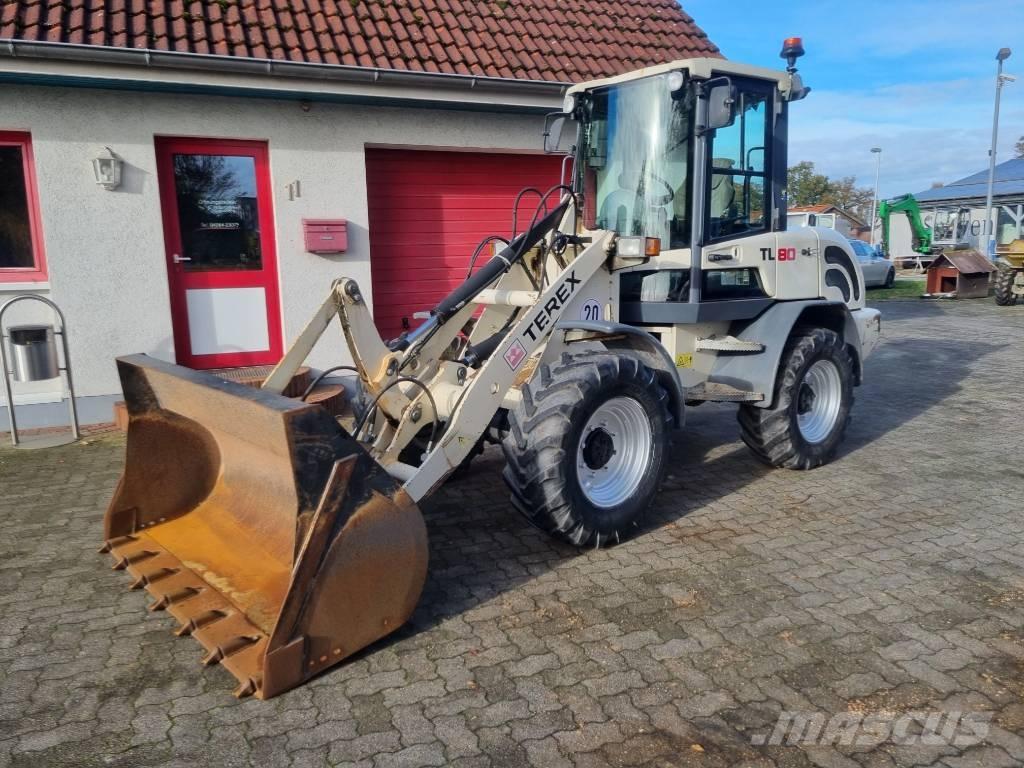 Terex TL 80 Gumikerekes homlokrakodók