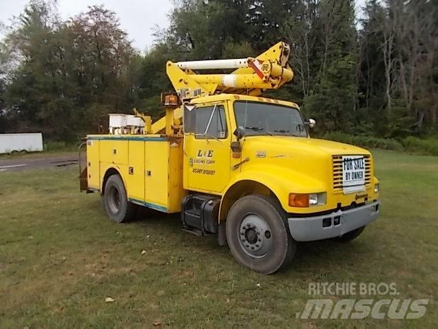 International 4900 Darus teherautók