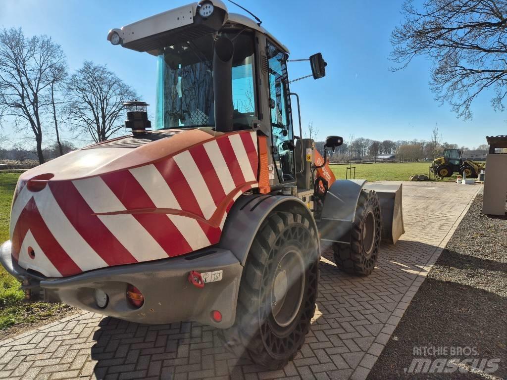 Weycor 560 Gumikerekes homlokrakodók