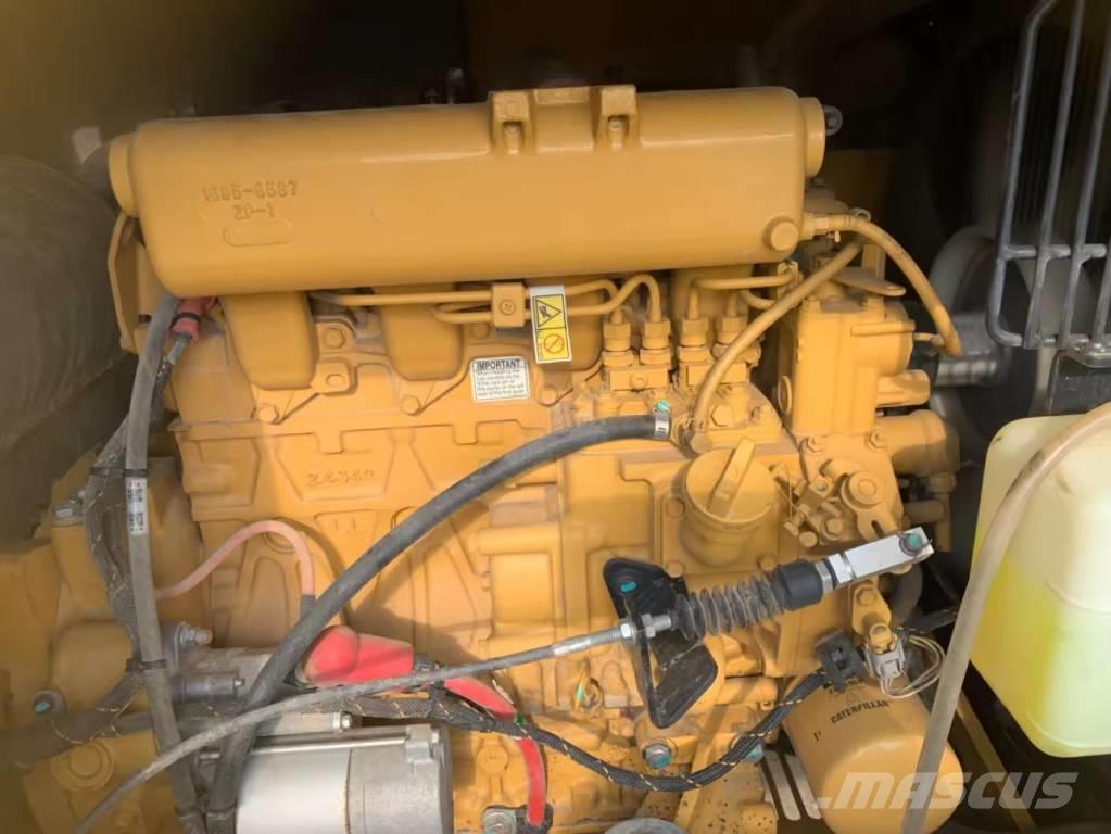 CAT 307,5 Lánctalpas kotrók