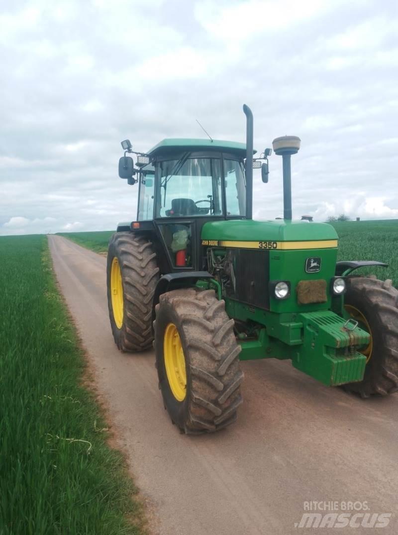 John Deere 3350 Traktorok