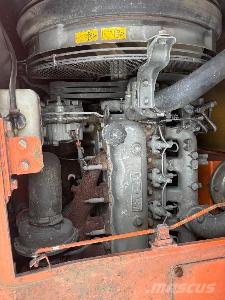 Hitachi EG 70 R Lánctalpas dömperek