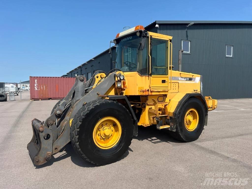 Volvo L 70 C Gumikerekes homlokrakodók