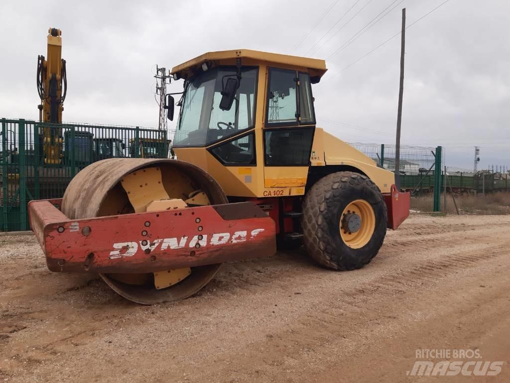 Dynapac CA 402 D Ikerdobos hengerek