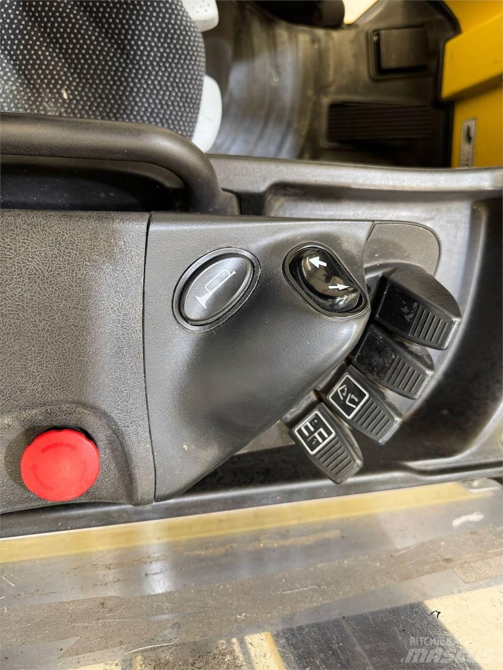 Hyster R1 6 Tolóoszlopos targonca
