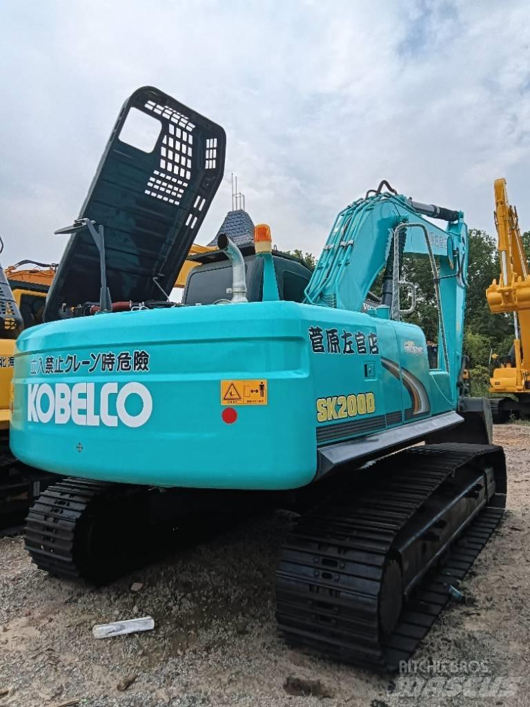 Kobelco SK 200D Közepes (midi) kotrók 7 t - 12 t