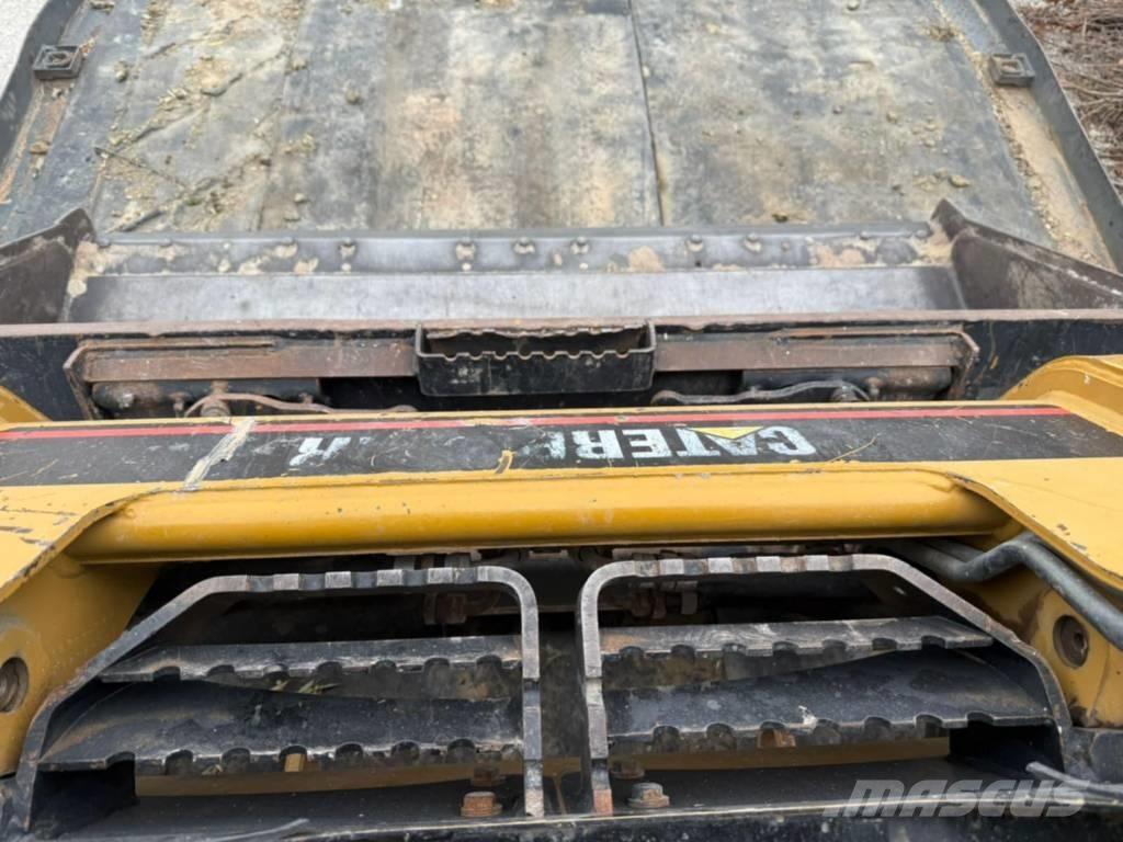 CAT 216 Kompaktrakodók