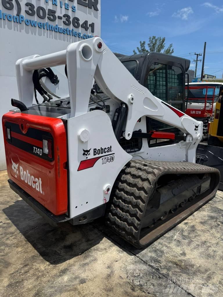 Bobcat T 740 Kompaktrakodók