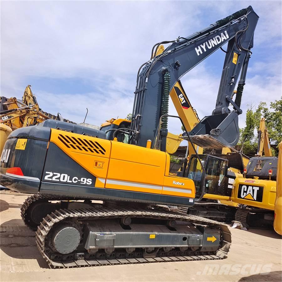 Hyundai 220LC-9S Lánctalpas kotrók