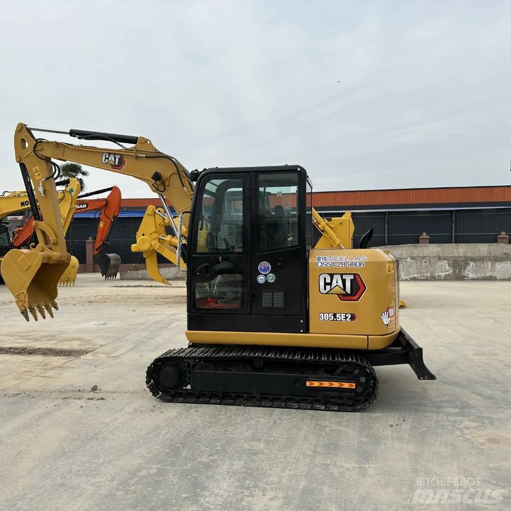 CAT 305.5 Mini kotrók < 7t