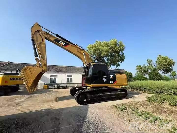 CAT 329 D Lánctalpas kotrók