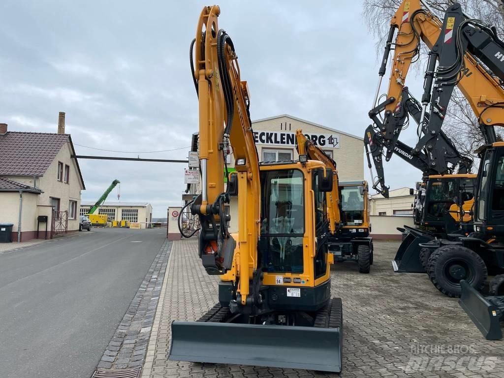 Hyundai R35Z-9A Mini kotrók < 7t