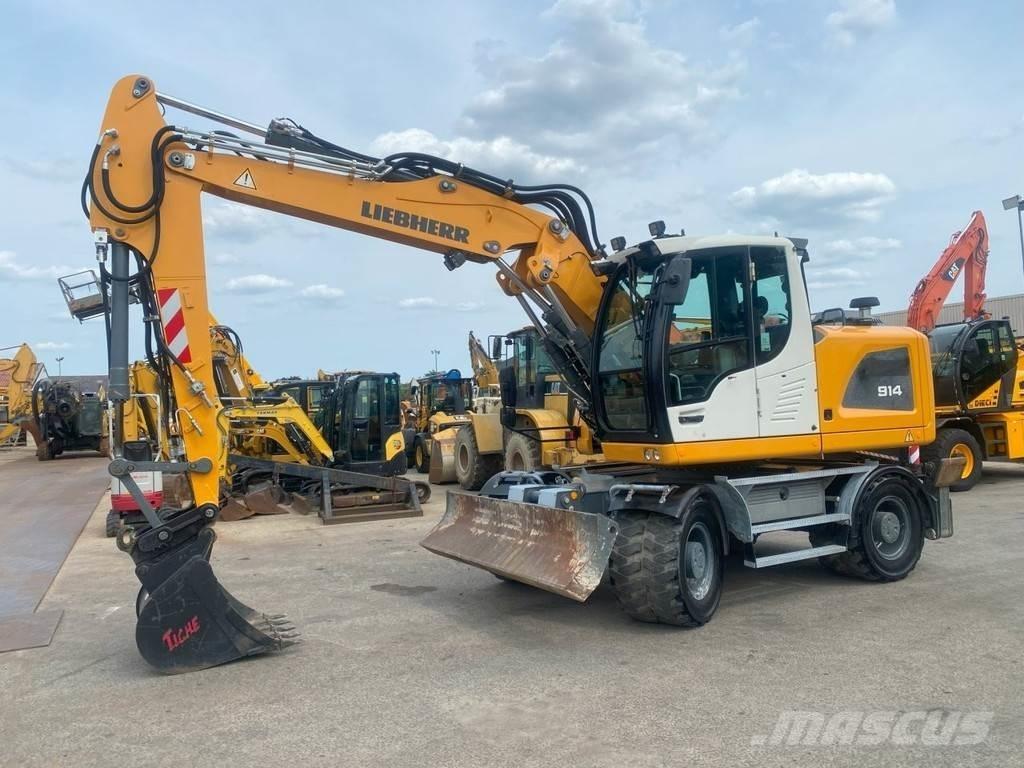 Liebherr A914 NVT Gumikerekes kotrók