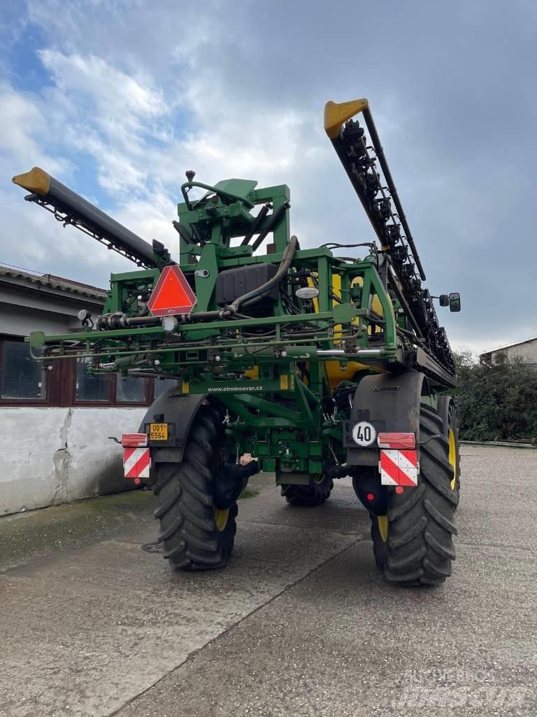 John Deere R 4150 i Önjáró trágyaszórók