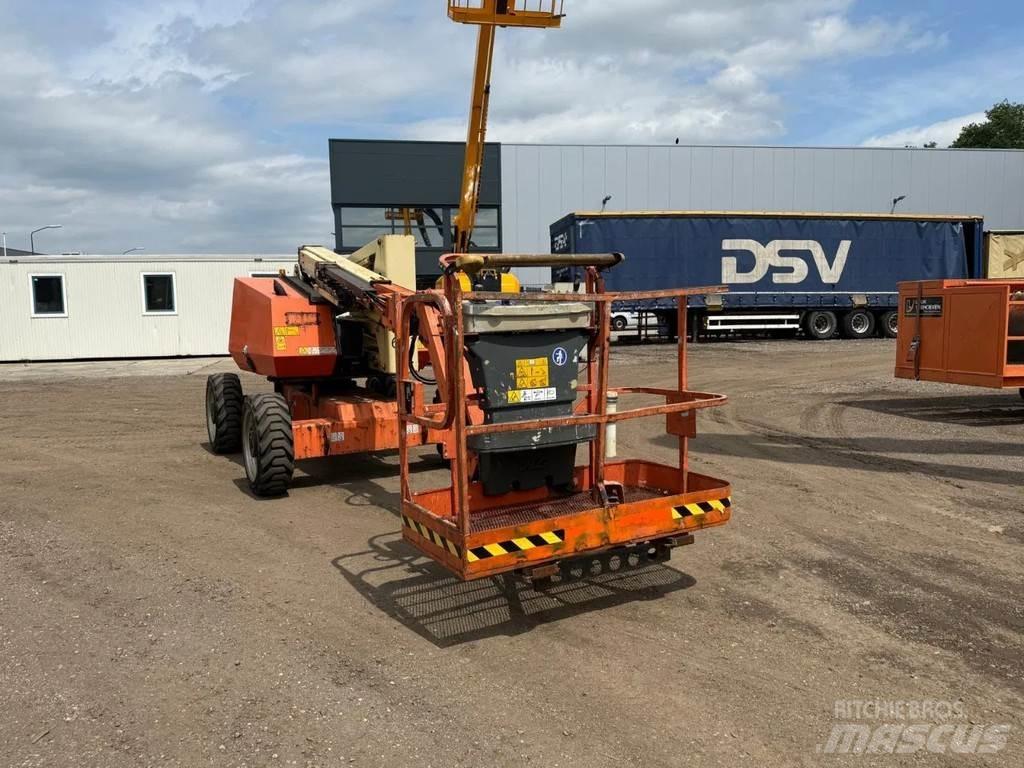 JLG 340 AJ Karos emelők