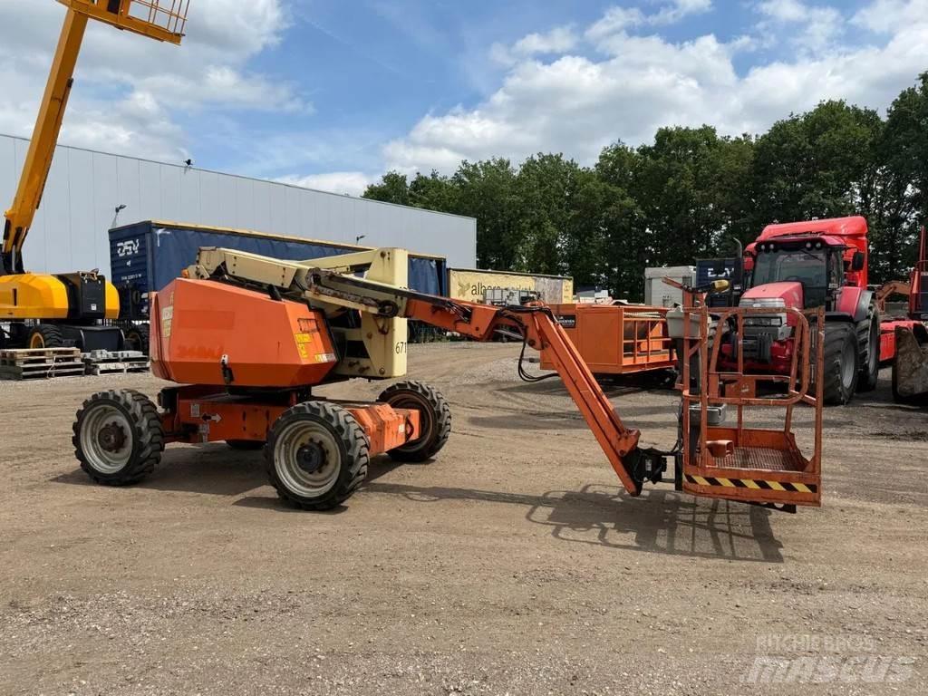 JLG 340 AJ Karos emelők