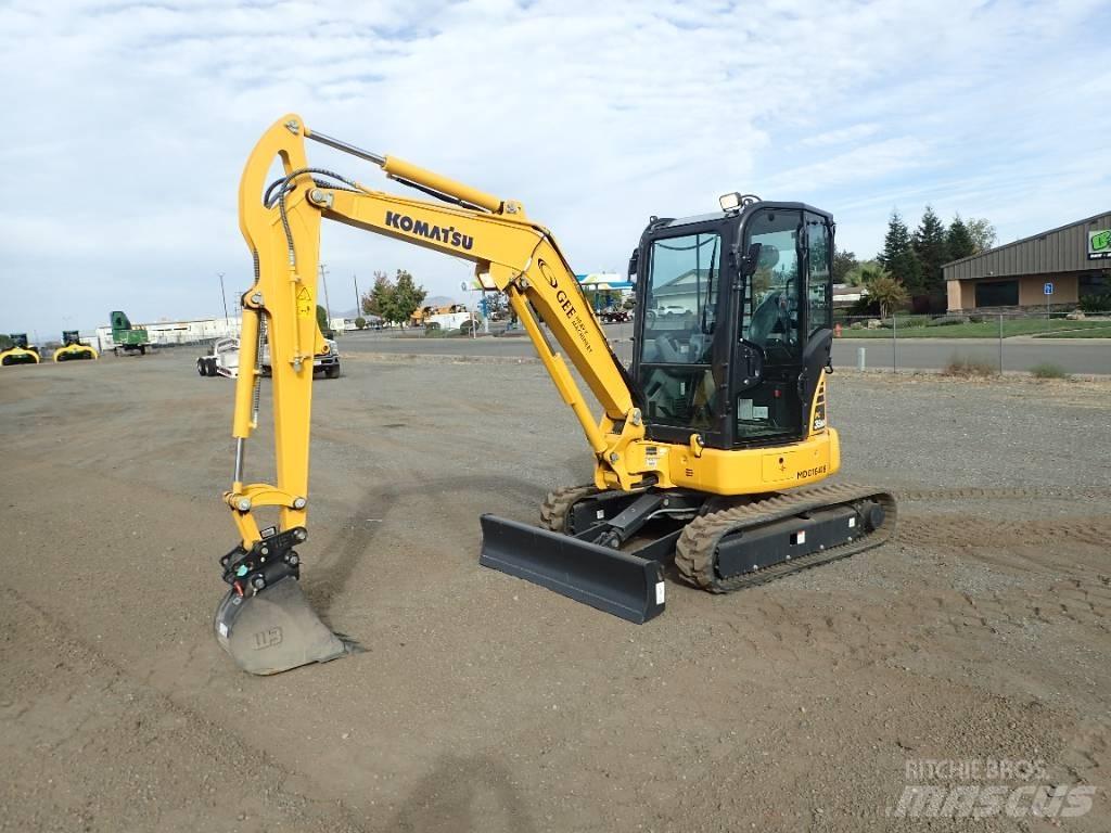 Komatsu PC35MR-5 Mini kotrók < 7t